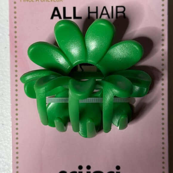 Scunci Bright Flower Claw Clip Set Pink & Green | Hair Accessories - Picture 4 of 5